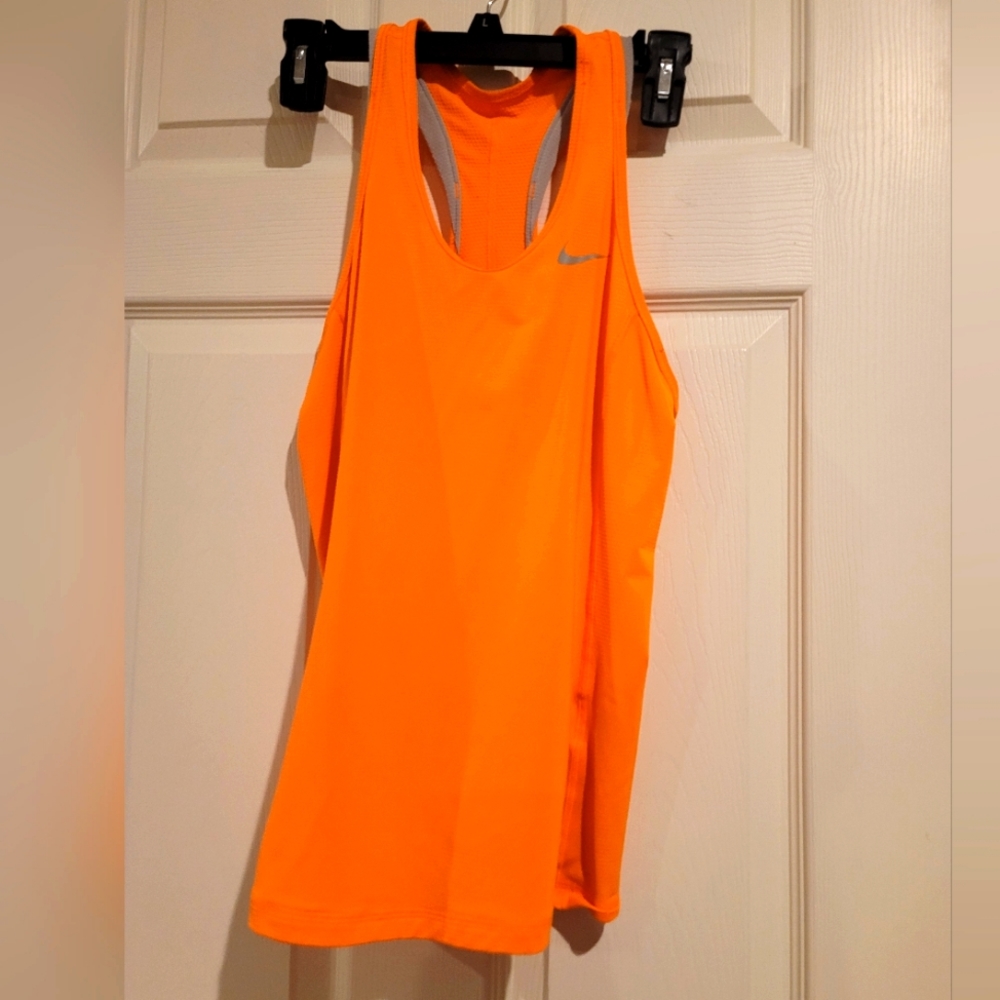 Nike tank top - Picture 1 of 3